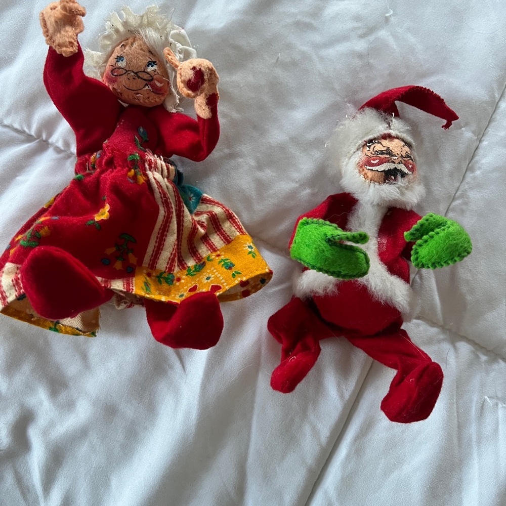 Vintage 1970s Annalee Festive Santa and Mrs Claus Figures